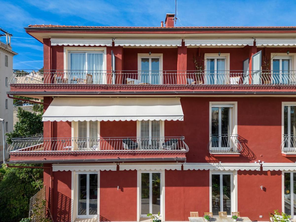 La Fabrique A Poupees - Chambres Et Appartements De Charme Au Coeur De Menton Exterior photo